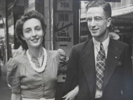 40s couple after tea lounge