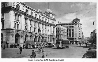 Auckland tram outside CPO