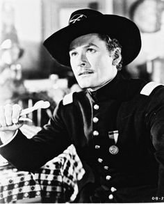 Errol as General Custor