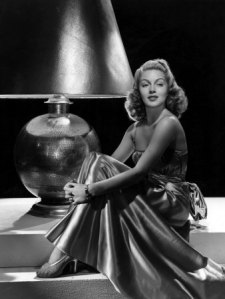 lana-turner-portrait