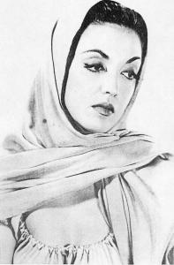 katy-jurado-in-scarf