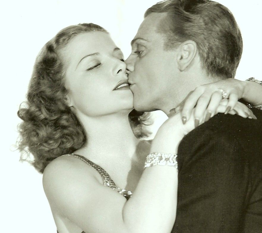 Ann_SHERIDAN-James_CAGNEY-Angels_Dirty_Faces-PHOTO2